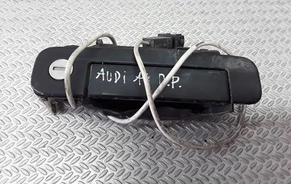 Audi A4 S4 B5 8D Front door exterior handle 4A0837206D