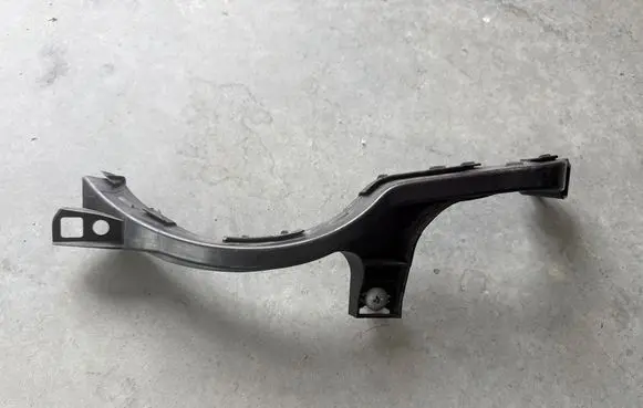 Toyota GT 86 Rear bumper mounting bracket 57707CA090