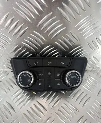 Opel Mokka Climate control unit 13474055