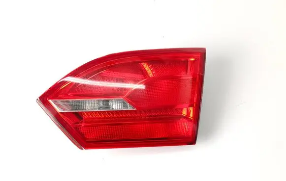 Volkswagen Jetta VI Tailgate rear/tail lights 5C6945260 5C6945260A
