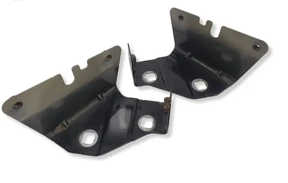 Renault Trafic III (X82) Fender mounting bracket 