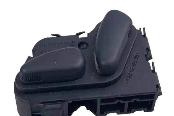 Mercedes-Benz E W210 Seat control switch 2108213851