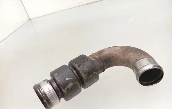 Ford Mondeo MK IV Intercooler hose/pipe