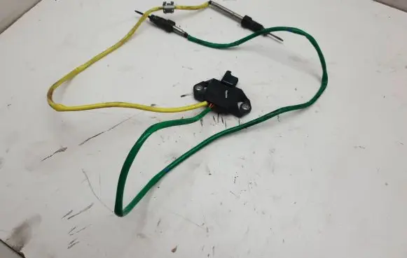 Renault Master III Lambda probe sensor 04E171220