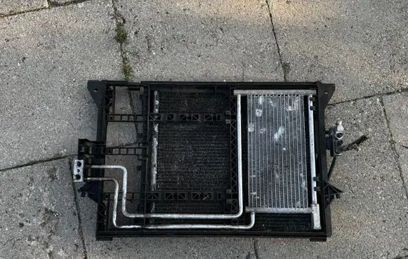 BMW 5 E39 A/C cooling radiator (condenser) 1740796 PA66GF30 17111740796