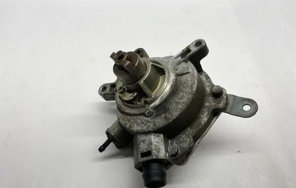 Ford Fusion Vacuum pump DS7G2A451CA