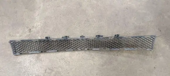 Mercedes-Benz E W213 Front bumper lower grill