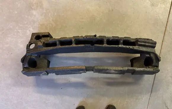 Mercedes-Benz ML W166 Front bumper foam support bar A1668850537