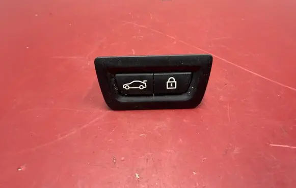 BMW X3 G01 Tailgate/boot open switch button 9275121 61319275121