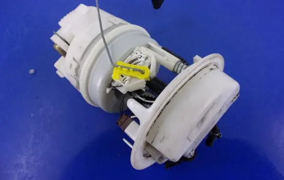 Peugeot 206 CC In-tank fuel pump