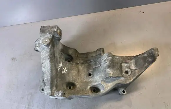 BMW 7 F01 F02 F03 F04 Generator/alternator bracket 11167802639 7802639
