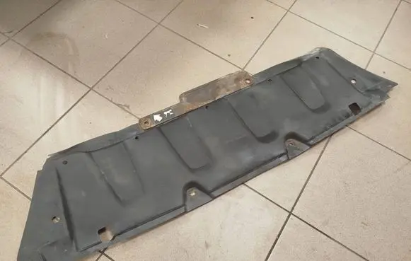 Lexus RX 330 - 350 - 400H Engine splash shield/under tray 5144148030