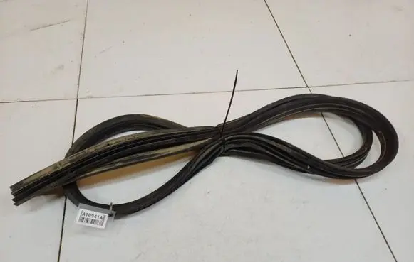 Nissan Almera Tino Rubber seal rear door 