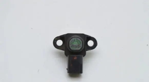 Mercedes-Benz ML W164 Air quality sensor A0051535028 15374805