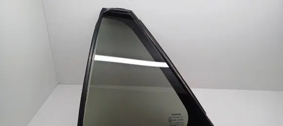 Rear vent window glass