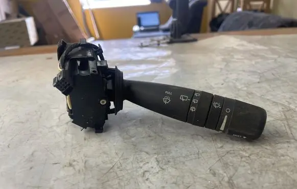 Jeep Grand Cherokee (WK) Wiper control stalk 05143310AC