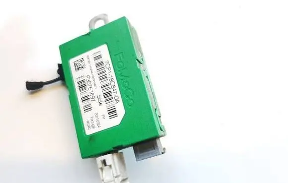 Ford Kuga I Antenna control unit 7CP118C847DA