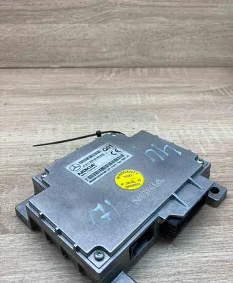 Mercedes-Benz E W211 Phone control unit/module A211820648581 Q01