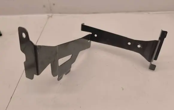 BMW X5 F15 Battery bracket 61603C