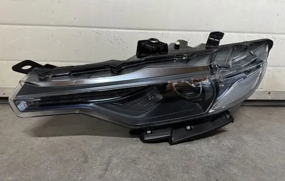 Maserati Levante Headlight/headlamp 670032328