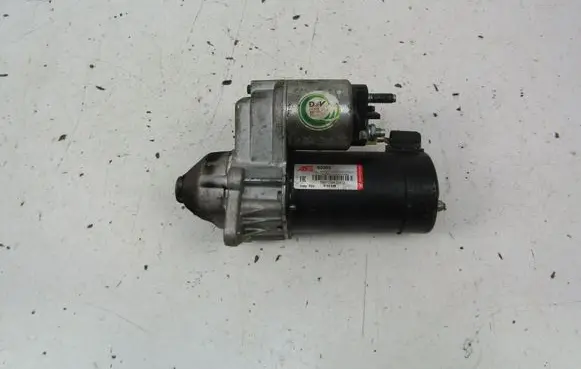 Opel Astra H Starter motor 