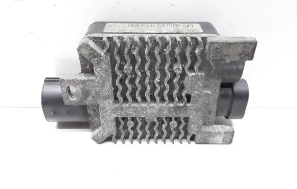 Volvo S80 Coolant fan relay 940002904