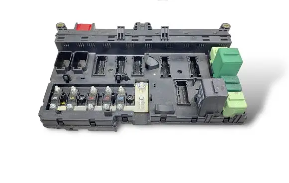 Land Rover Range Rover L322 Fuse module