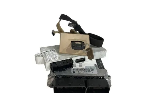 Engine ECU kit and lock set