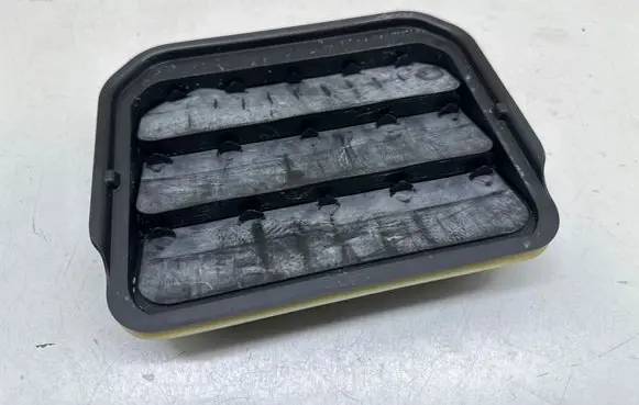 Ford Focus Quarter panel pressure vent L1TBA280B62AC