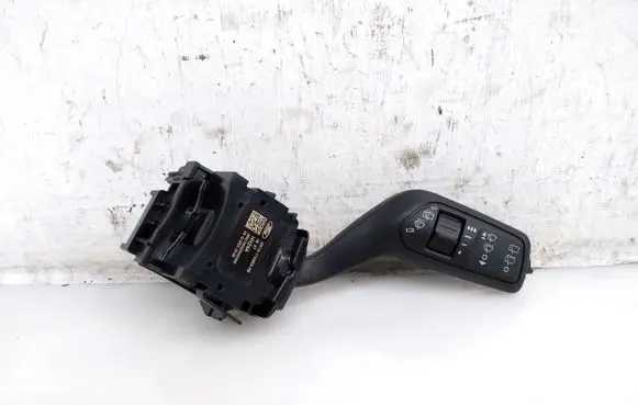 Ford Focus Wiper control stalk GN1517A553AB