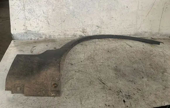 Ford Kuga I Fender trim (molding)