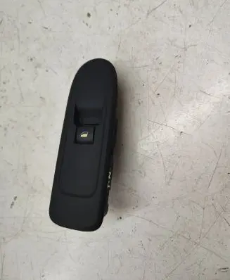 Peugeot 508 RXH Electric window control switch 96661102
