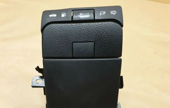Lexus GS 300 350 430 450H A set of switches 8401030190 GN69101970