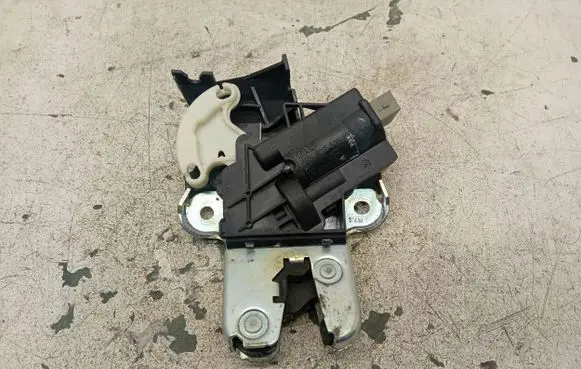 Volkswagen Jetta V Tailgate/trunk/boot lock/catch/latch 4F5827505D