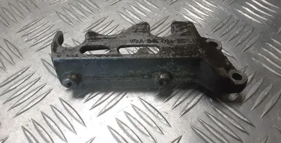 Mercedes-Benz C W204 other engine part