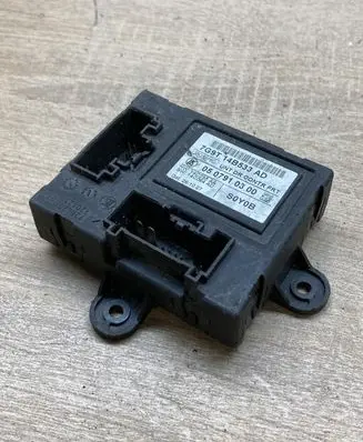 Ford Mondeo Mk III Door control unit/module 7G9T14B533AD 0507910300