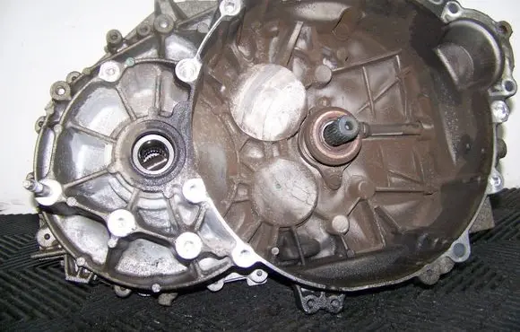 Volvo S60 Manual 6 speed gearbox BG9R7002KA