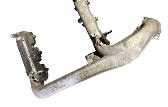 Audi A4 S4 B5 8D Intake manifold 059145770B 059129713Q