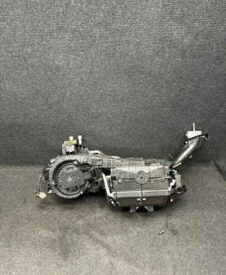 Chevrolet Camaro Interior heater climate box assembly 84041958 1GA1229696