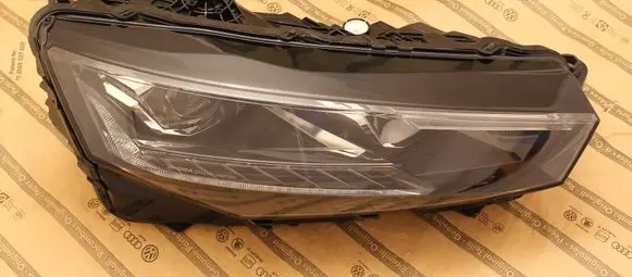 Skoda Scala Headlight/headlamp 655941016A