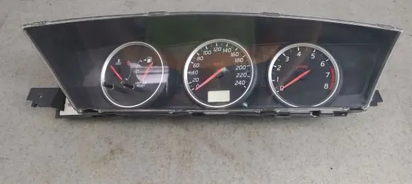 Nissan Primera Speedometer (instrument cluster) AV600