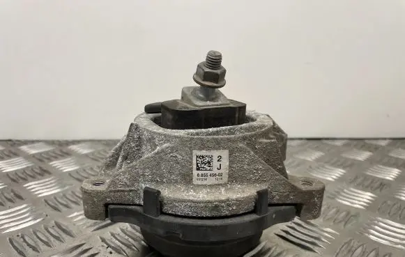 BMW 4 F32 F33 Engine mount bracket 6855456