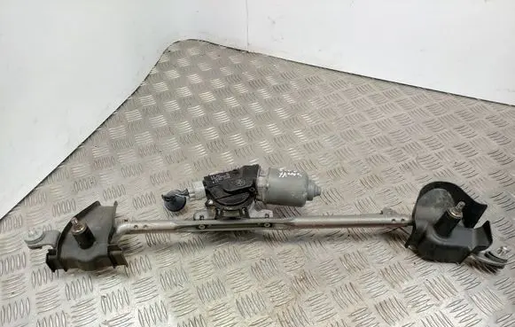 Suzuki Swift II Front wiper linkage and motor 3811068J00 AE1593002821 3811068L00