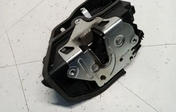 BMW 6 F12 F13 Front door lock 7202143 51217202143 51217059967