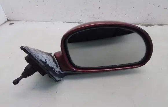 Hyundai Lantra II Manual wing mirror 
