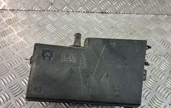 Ford Focus Fuse module 4M5T14K733