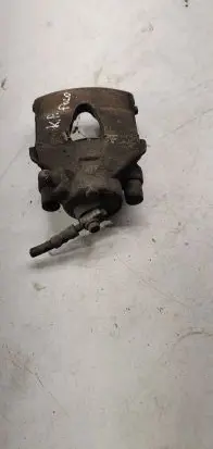 Volkswagen Polo IV 9N3 Front brake caliper