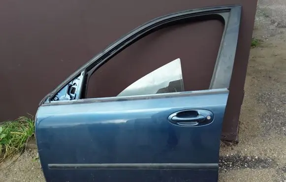 Saab 9-3 Ver2 Front door NESUPUVUSIOS