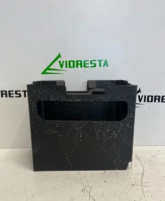Mazda 2 Battery box tray P53T1859X