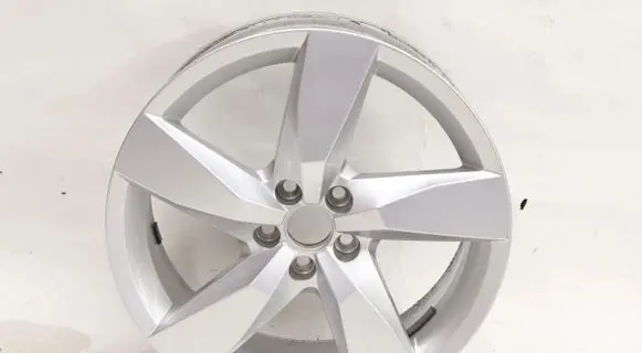 Volkswagen T-Cross R17 alloy rim 